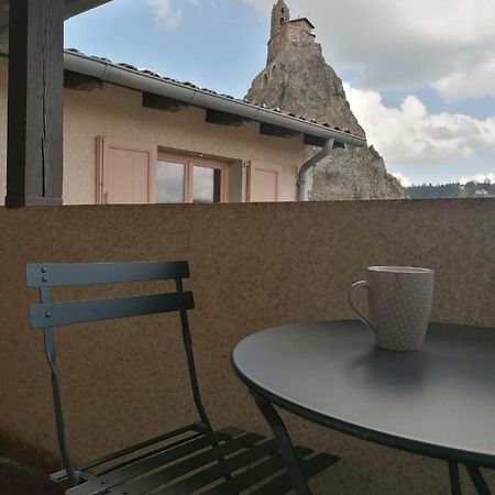 Studio Avec Balcon Au Pied Du Rocher D'Aiguilhe Apartment Le Puy-en-Velay Екстериор снимка